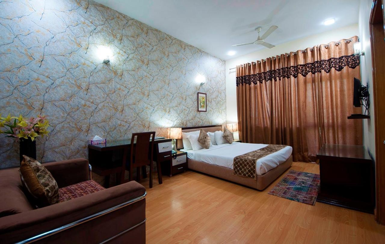 Imperial Apartments Huda City Gurgaon Exterior foto
